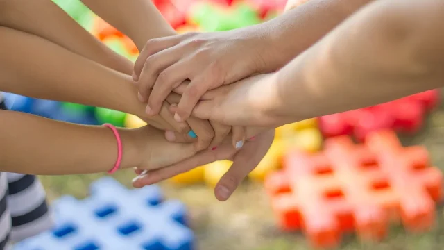 découvrez une communauté dynamique pour échanger, partager des idées, collaborer et créer des liens autour de centres d’intérêts communs. rejoignez-nous et participez à l’aventure !