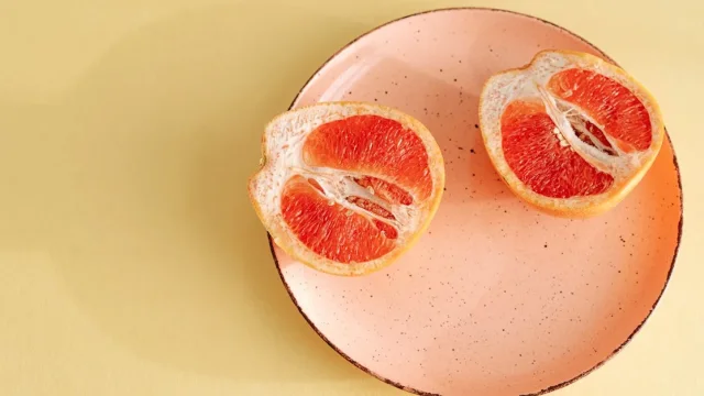 découvrez half & half, la fusion parfaite entre deux saveurs irrésistibles. un délice qui combine le meilleur des deux mondes pour satisfaire toutes vos envies gourmandes. goûtez à cette expérience unique qui éveillera vos sens et vous fera vivre un moment de plaisir inoubliable.