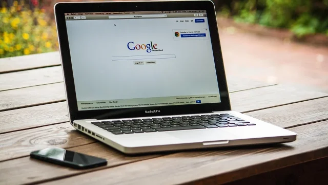 découvrez les erreurs d'ia de google affectant les blogueurs durant thanksgiving et comment y remédier efficacement.
