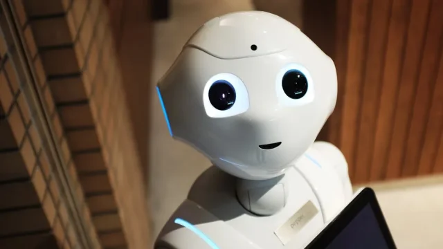 découvrez tout sur l'intelligence artificielle (ia) : définition, applications, avantages et enjeux pour le futur de la technologie et de la société.