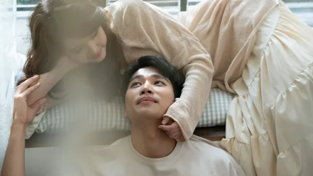 découvrez les couples emblématiques des dramas coréens qui ont marqué les fans par leur histoire d'amour passionnée et leurs moments inoubliables.