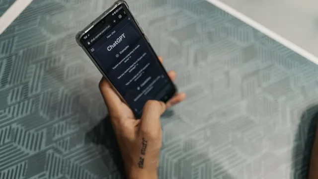 découvrez chatgpt, un modèle d'intelligence artificielle révolutionnaire qui transforme la manière dont nous interagissons avec les machines. apprenez à l'utiliser pour améliorer vos projets, poser des questions, et obtenir des réponses instantanées dans divers domaines.
