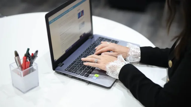 découvrez comment le digital pr influence le seo en améliorant la visibilité en ligne, générant des backlinks de qualité et renforçant l'autorité de votre site web.