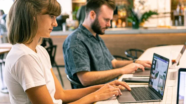 agence digitale spécialisée dans la création de stratégies en ligne, le marketing numérique et le développement web pour booster votre présence sur le web.