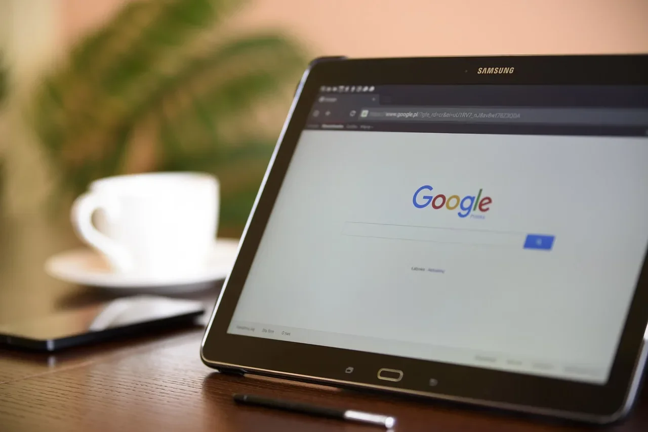 découvrez comment optimiser votre stratégie en ligne avec google search analytics. analysez les performances de votre site, comprenez le comportement des internautes et améliorez votre référencement pour attirer plus de visiteurs.