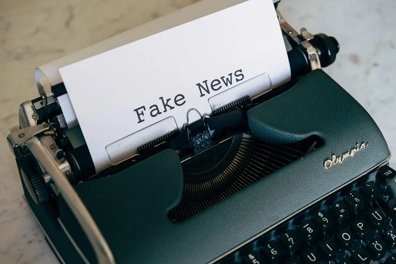 découvrez ce qu'est la misinformation, ses conséquences sur la société et comment reconnaître les fausses informations pour mieux s'en protéger.