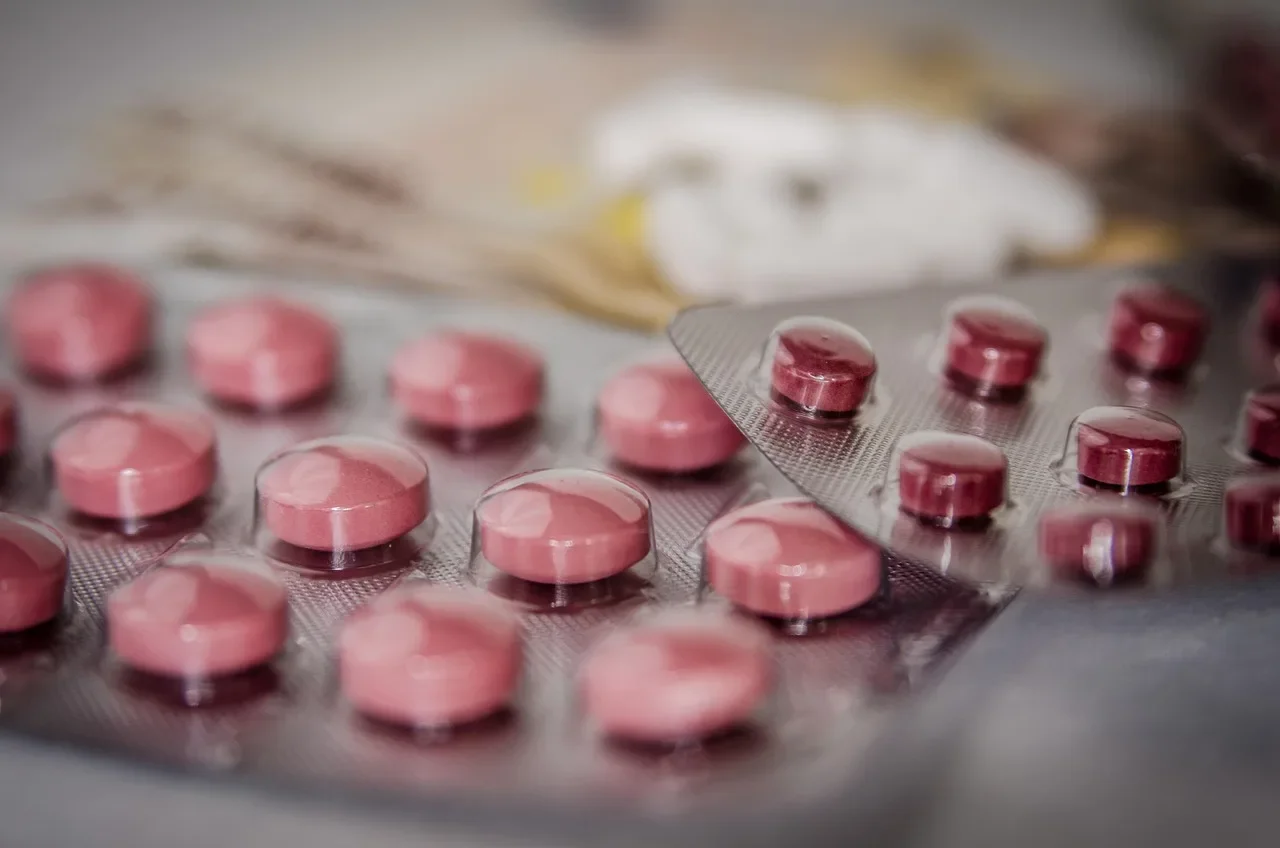 découvrez les stratégies efficaces de la publicité pharmaceutique pour promouvoir les produits de santé tout en respectant la réglementation en vigueur.