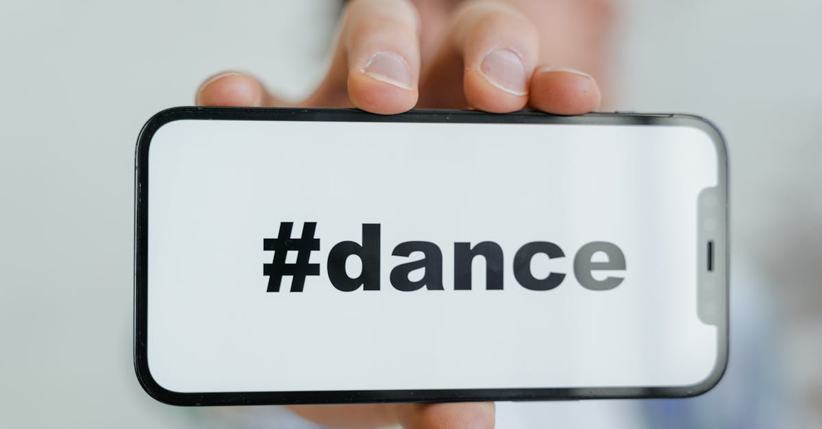 découvrez tiktok, la plateforme de partage de vidéos qui révolutionne la création de contenus courts. amusez-vous, créez et partagez des moments uniques avec des millions d'utilisateurs à travers le monde. rejoignez la tendance et laissez libre cours à votre créativité sur tiktok !