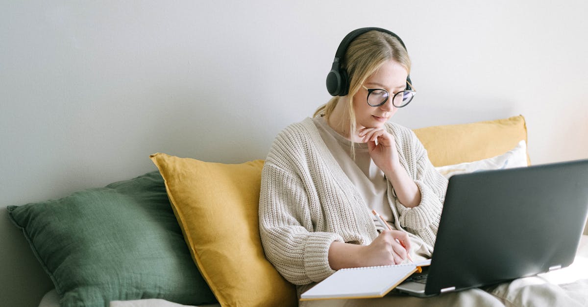 découvrez comment renforcer votre visibilité en ligne grâce à des stratégies efficaces de marketing digital, optimiser votre présence sur les réseaux sociaux et améliorer votre référencement naturel.